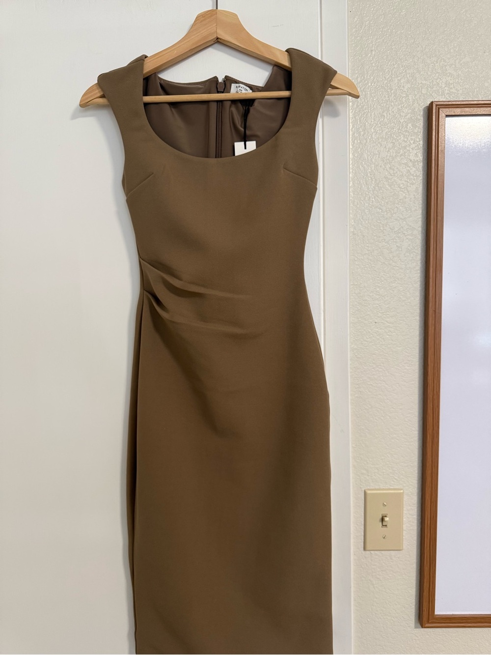 NWT Aritzia FigureKnit Flatiron Dress